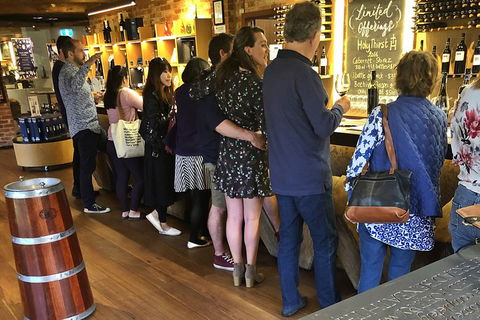 McLaren Vale Winery Small Group Tour With Wine Tasting And Lunch - Flights 5