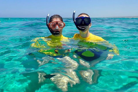 Lagoon Explorer - Ningaloo Reef Full-Day Kayaking And Snorkeling Adventure - Flights 4