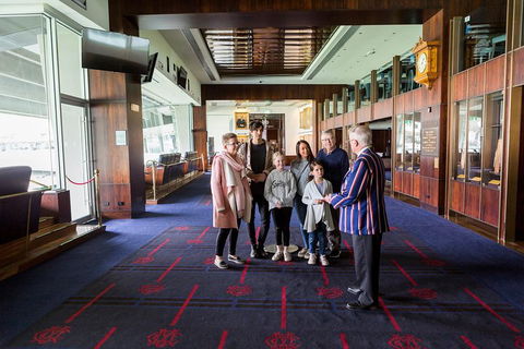 Ultimate Sports Lovers Bus Tour Of Melbourne - Flights 2
