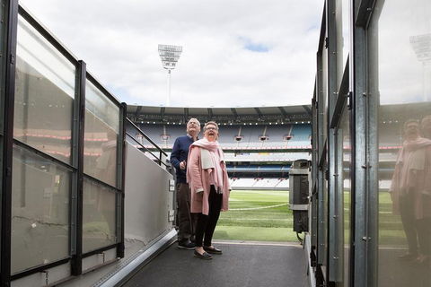 Ultimate Sports Lovers Bus Tour Of Melbourne - Flights 3