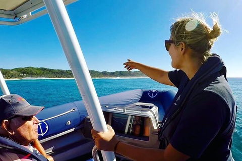 Julian Rocks Byron Bay Cruise - Flights 3