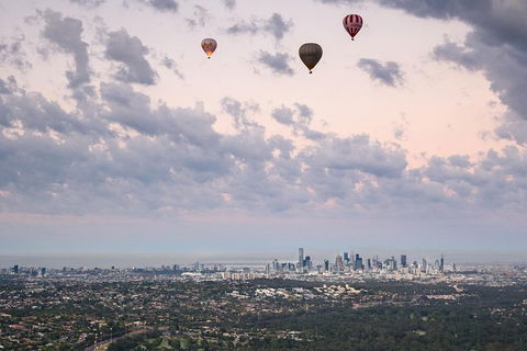 Melbourne Sunrise Balloon Flight & Champagne Breakfast - Flights 5