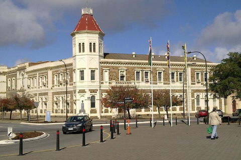Amazing Adelaide Self-Guided Audio Tour - Flights 3