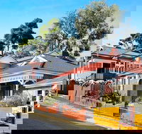 Wonderful Hobart Self-Guided Audio Tour - Flights