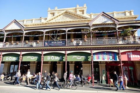 Perth And Fremantle Tour With Optional Swan River Cruise - Flights 3